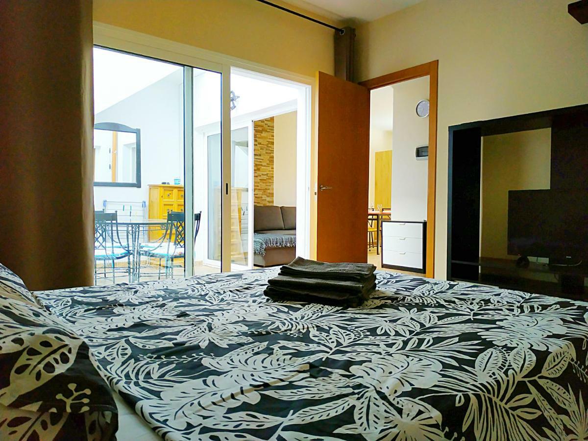 Apartament New Renovated Duplex Near The Ocean Located In Tenerife Sur *