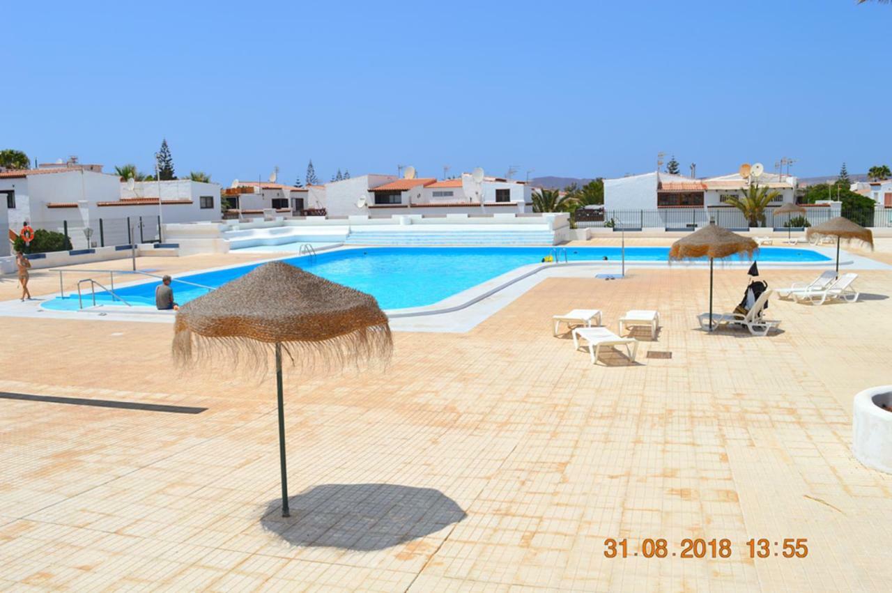New Renovated Duplex Near The Ocean Located In Tenerife Sur Apartment