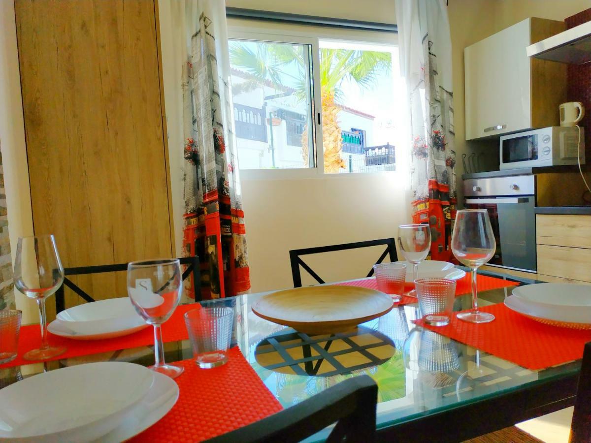 Apartment New Renovated Duplex Near The Ocean Located In Tenerife Sur *
